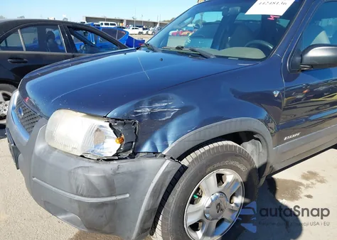 2001 Ford Escape Xlt from USA, damaged, VIN 1FMYU04181KA74567